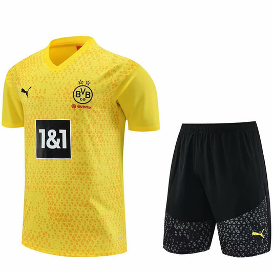 Dortmund Yellow Short Training Set 23/24