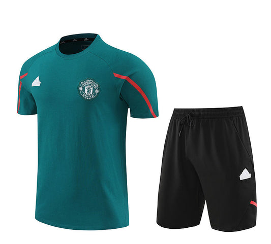 Man Utd Blue Short Training Set 24/25