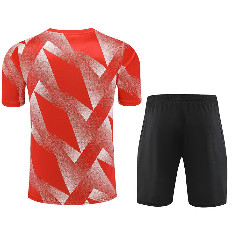 Bayern Red Short Training Set 23/24