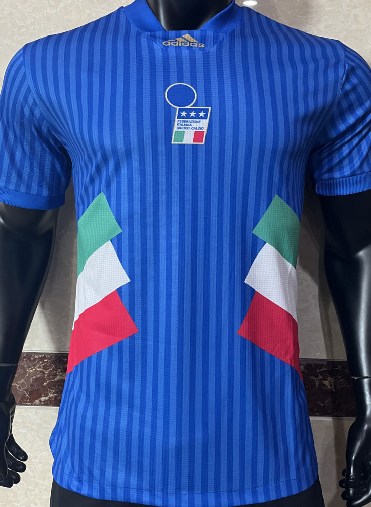 Italy x Adidas Icons Retro Style Kit 2023