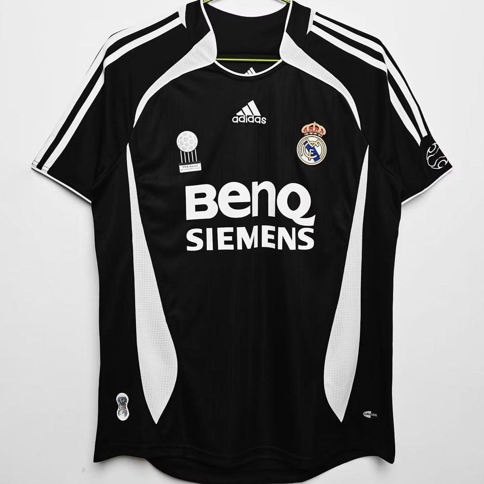 Real Madrid Retro Black Third Kit 2006/07